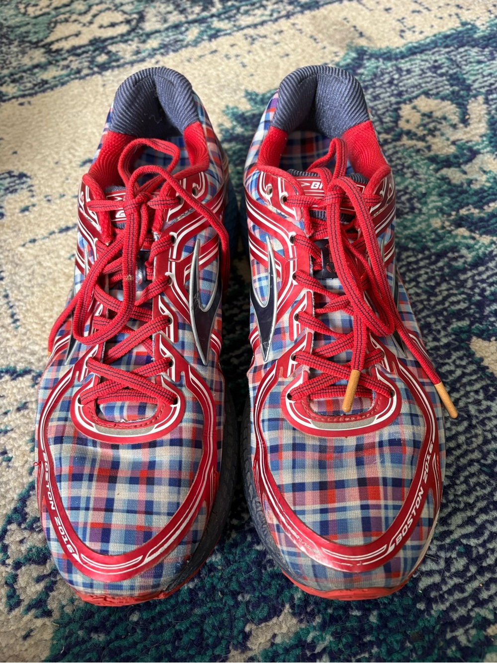 BROOKS ADRENALINE GTS 16 BOSTON MARATHON LIMITED EDITION Size 12